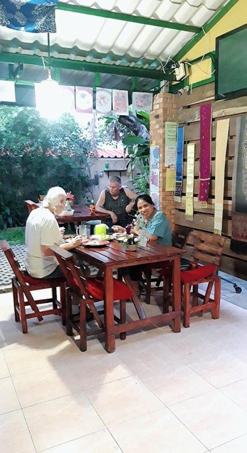 Dutch Cosy Home チエンマイ エクステリア 写真